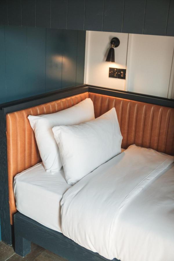 The Dean Cork Hotell Exteriör bild